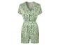 Kurzer Jumpsuit mit grün-blauem geometrischen Muster.