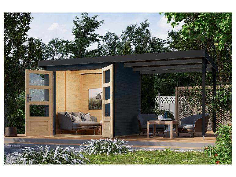 Modernes Gartenhaus mit Holzterrasse und Sitzbereich im Freien.