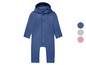Ein blauer Baby-Overall mit Kapuze von der Marke Impidimpi.
