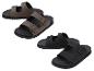 Damensandalen mit zwei Riemen und Schnallen, erhältlich in Braun und Schwarz.