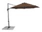 Brauner Ampelschirm mit Betonplattenfuß