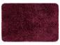 Dunkelroter Badematten mit gestrickter Textur.