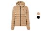 Eine beige Jacke mit Kapuze der Marke Camel Active.