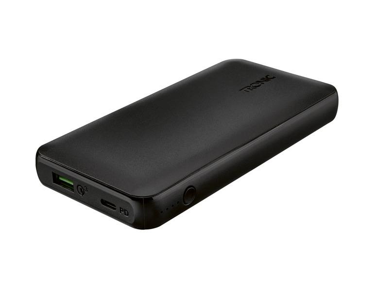 Eine schwarze Powerbank der Marke Tronsmart mit USB-C-, USB-A- und Quick Charge 3.0-Anschlüssen.