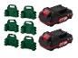 Zwei Parkside X 20V Team Akkus und sechs Parkside Wandhalterungen.