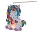 Bunte Einhorn-Laterne mit warmem Licht, gehalten von einem Holzstab.