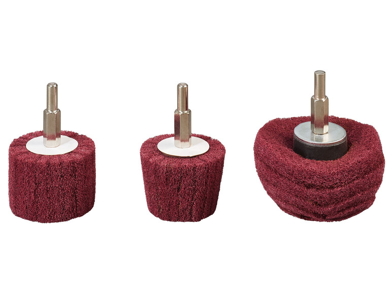 Drei runde Schleifbürsten für eine Bohrmaschine.