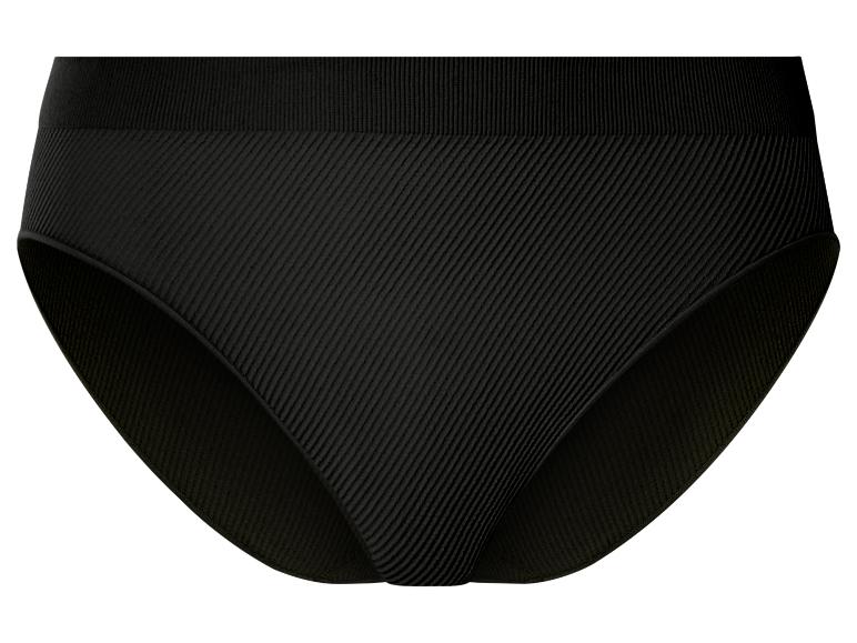 Schwarze, gerippte Slip.