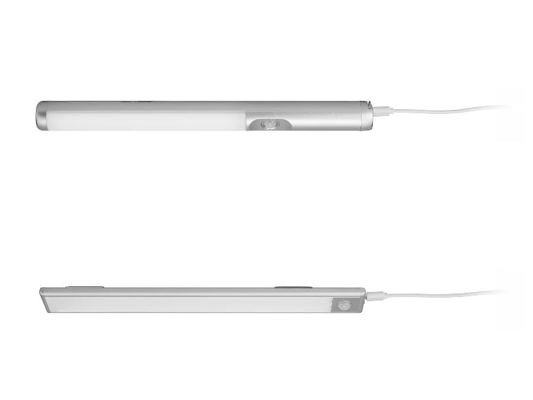 Zwei silberne LED-Lichtleisten mit Bewegungssensor und Ladekabel.