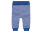 Blaue Baby Jogginghose mit Streifenmuster.