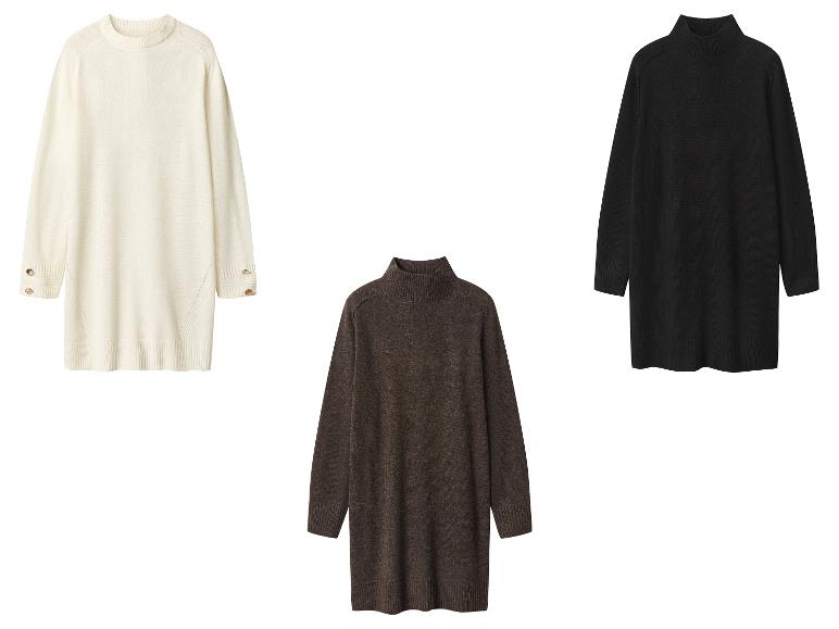 Drei Pulloverkleider: eines cremefarben mit Knöpfen, eines braun und eines schwarz, beide mit Stehkragen.