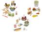 Holzspielset mit Essensthema, inklusive Salat, Burgern, Kuchen und Kochutensilien.