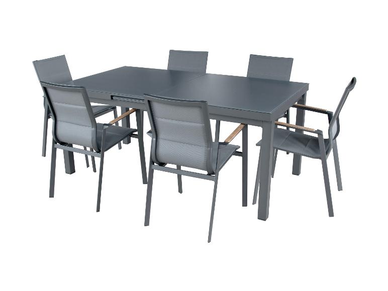 Gartenmöbel-Set: rechteckiger Tisch und sechs graue Stühle.