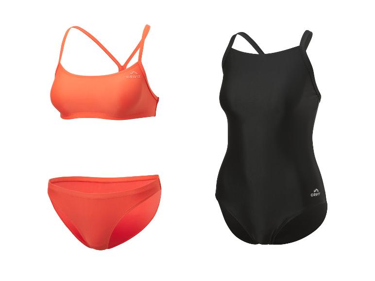Schwarzer Badeanzug und orangefarbener Bikini von Crivit.