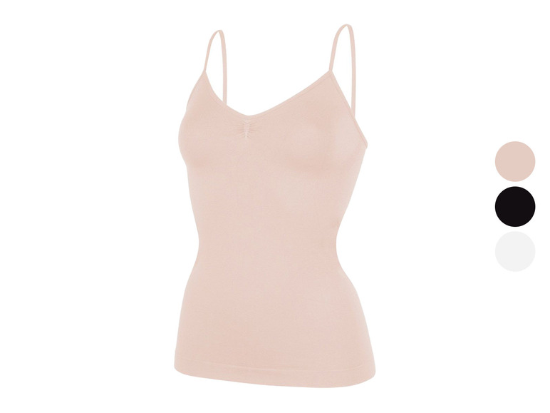Ein beiger, nahtloser Tanktop mit Spaghettiträgern.
