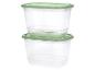 Zwei transparente Plastikbehälter mit grünen Deckeln, gestapelt.