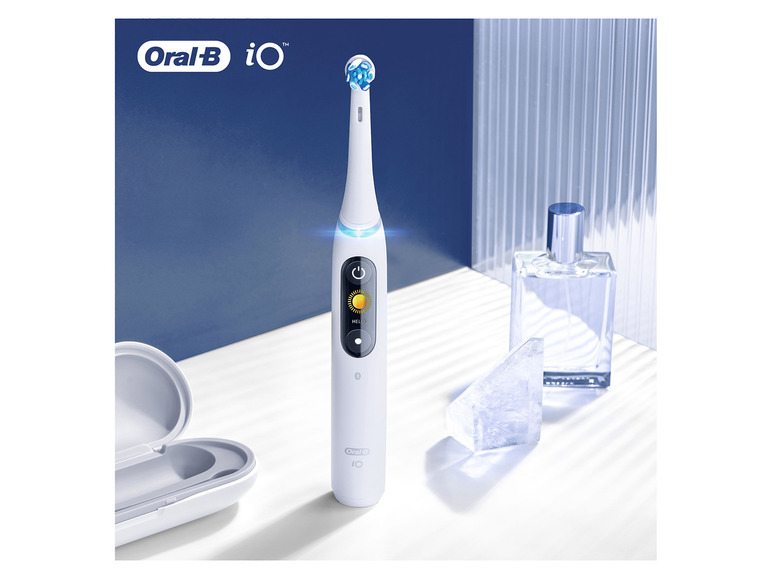 Gehe zu Vollbildansicht: Oral-B iO Aufsteckbürsten - 4er Ultimate Clean weiß - Bild 4