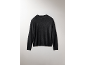 Klassischer schwarzer Strickpullover mit Rundhalsausschnitt
