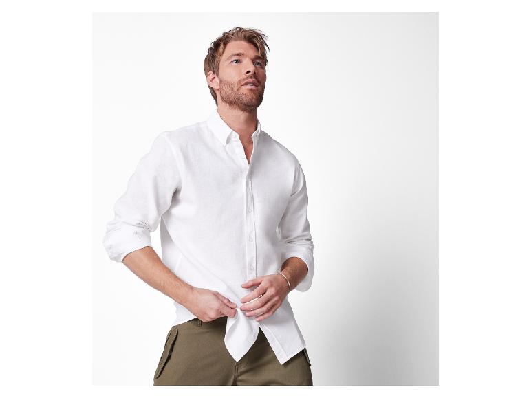 Weißes Leinenhemd und Khakihose für Herren.