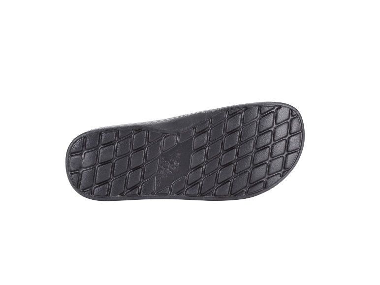 Schwarze Sandalensohle mit Rautenmuster und Größenangaben.