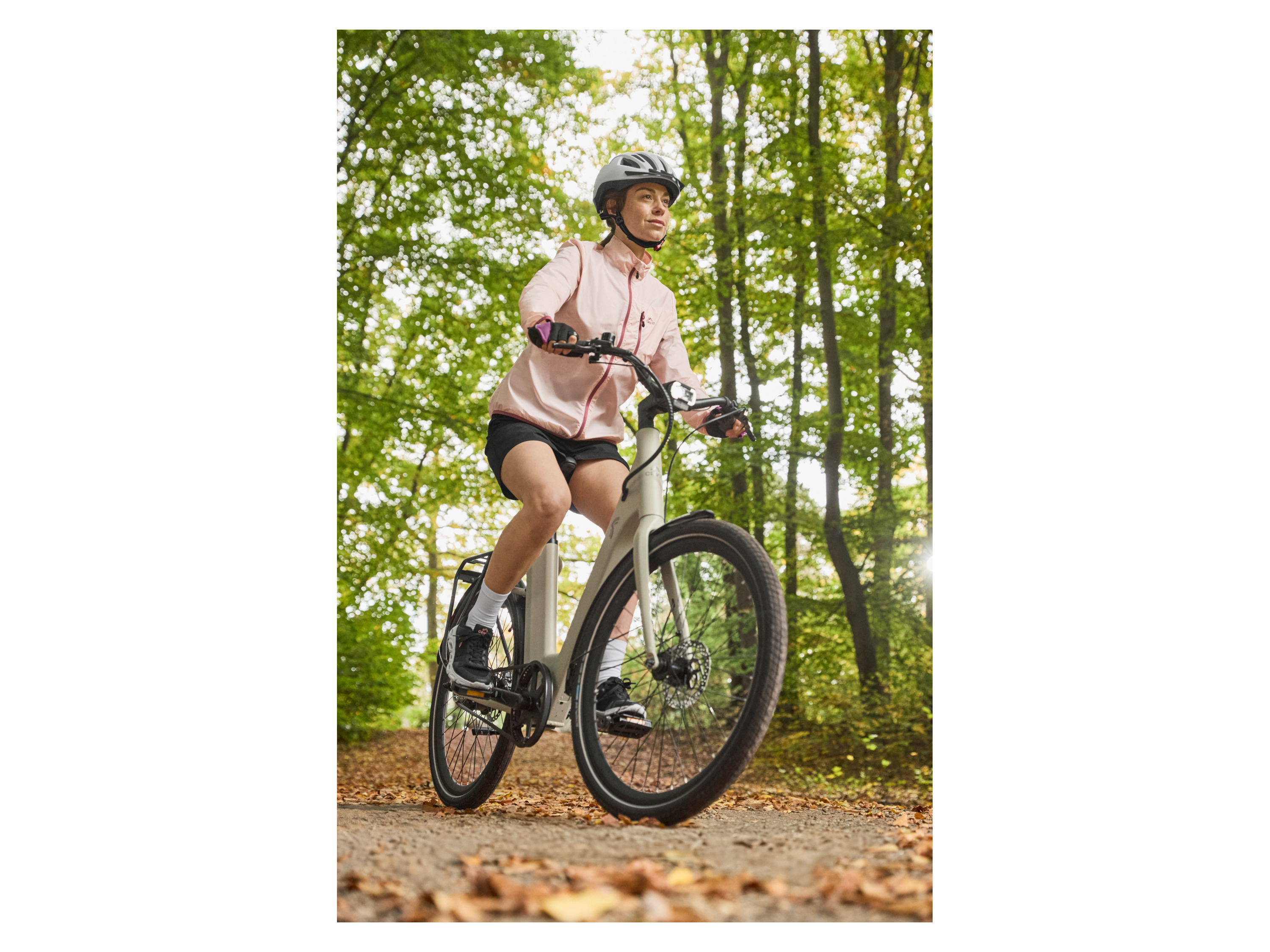 Thumbnail - CRIVIT Fahrradhelm mit Rearlight (Weiß, S/M)