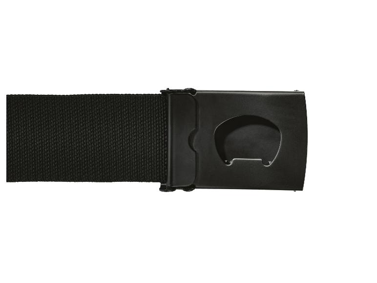 Schwarzer Gurt aus Gurtband mit schwarzer Metallschnalle und integriertem Flaschenöffner.
