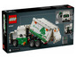 LEGO Technic Modell eines Mack Müllwagens mit Hebearmen.