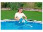 Bestway Poolreinigung: Roboter und oberirdischer Pool.