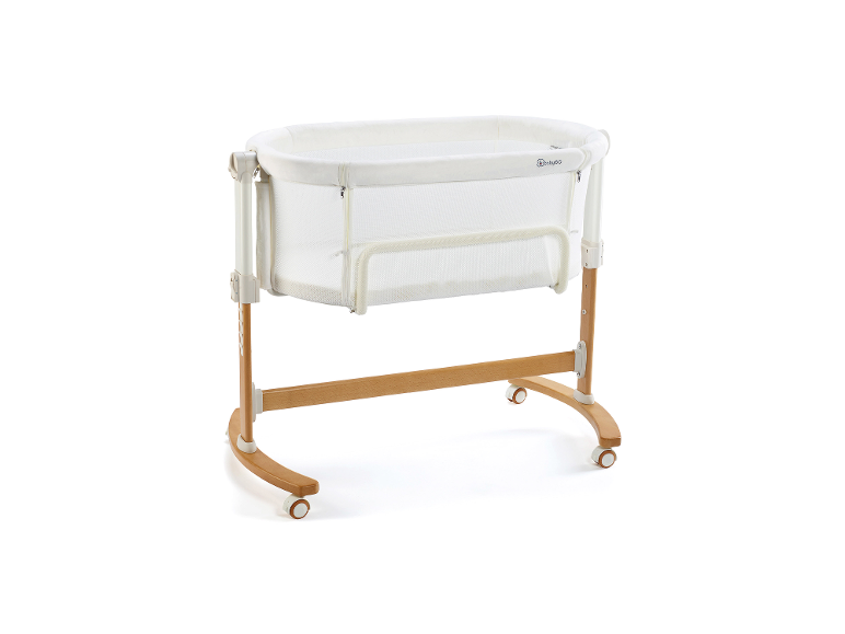 BABYGO Beistellbett Amila mit Schaukelfunktion in Weiß und Holzoptik