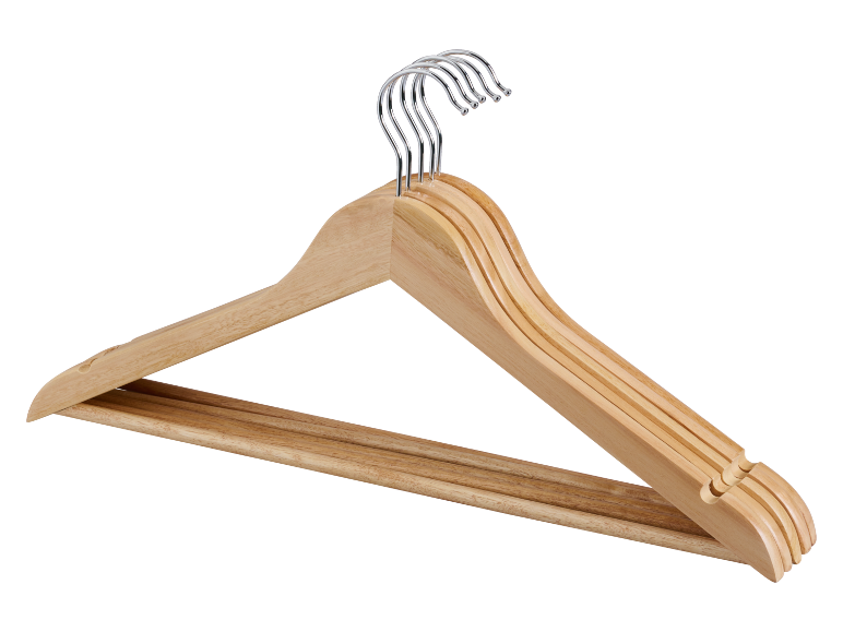Set Holzkleiderbügel mit Metallhaken.