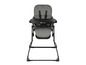 Ein grauer Bébéconfort-Hochstuhl mit einem schwarzen Tablett.