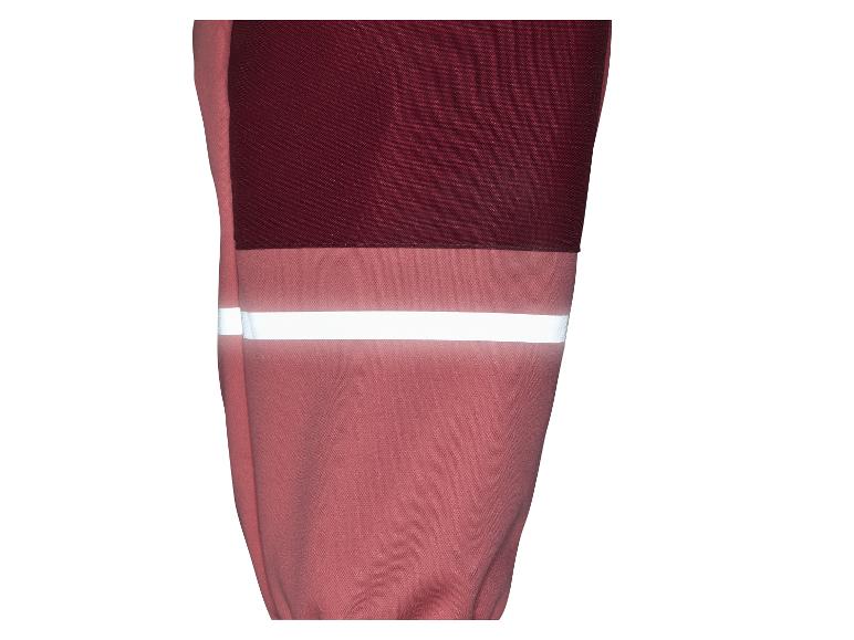Rosa und bordeauxrote Hose mit reflektierendem Streifen.