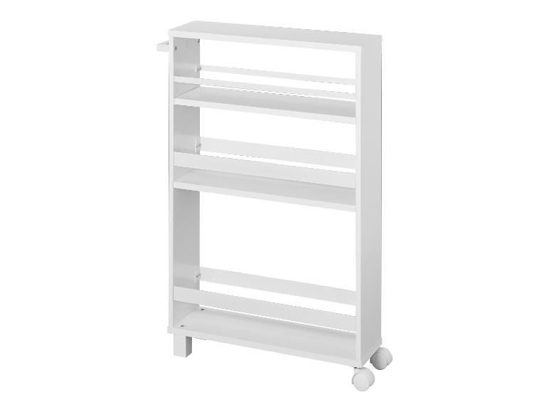 Ein schmaler weißer Wagen mit Regalen auf Rollen.