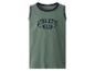 Grünes Tanktop mit „ATHLETIC 1986“-Aufdruck und marineblauen Akzenten.