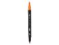 Oranger Dual-Tip-Marker mit Pinselspitze und feiner Spitze, beschriftet mit „DUAL TIP MARKER“