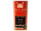 Nahaufnahme des Flaschenetiketts der Spirituose A.H. Riise Royal Danish Navy 40 % Vol.