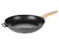 Schwarze Antihaft-Pfanne mit Holzgriff.