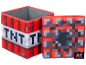 Zwei Minecraft TNT-Boxen, eine offen, eine geschlossen, mit Pixel-Design.