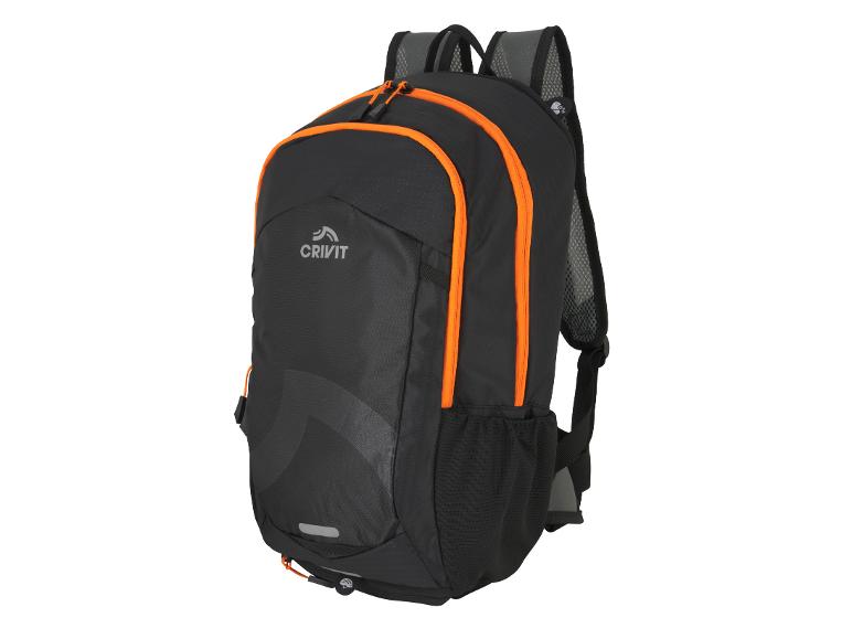 Schwarzer Rucksack mit orangefarbenen Akzenten und Reißverschlüssen