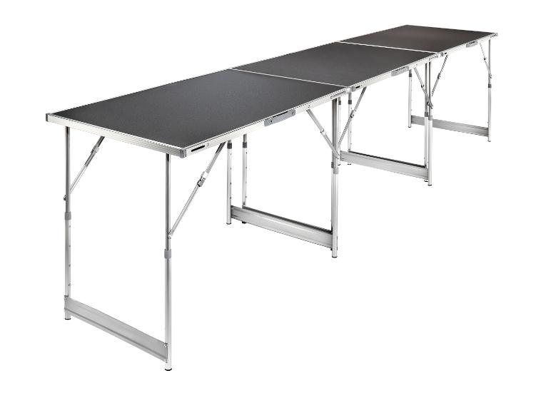 Langer klappbarer Campingtisch mit schwarzer Platte und Aluminiumbeinen.