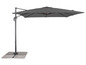 Ein grauer Sonnenschirm mit einem Auslegerarm und einem Steinsockel.