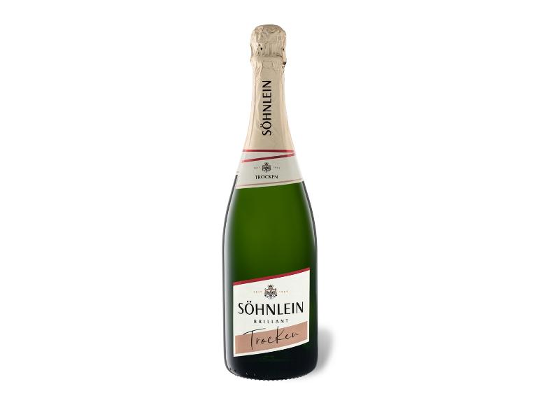 Eine Flasche Söhnlein Brillant Trocken Sekt.