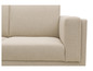 Ein modernes Sofa in Beige mit Stoffbezug.