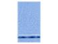 Ein hellblaues Handtuch mit einem blauen und weißen Rand.