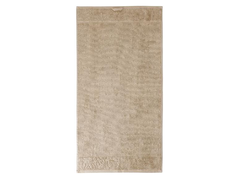Hellbeige Badehandtuch.