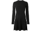 Schwarzes geripptes Strickkleid mit langen Ärmeln.