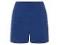 Marineblaue Shorts, klassischer Schnitt.