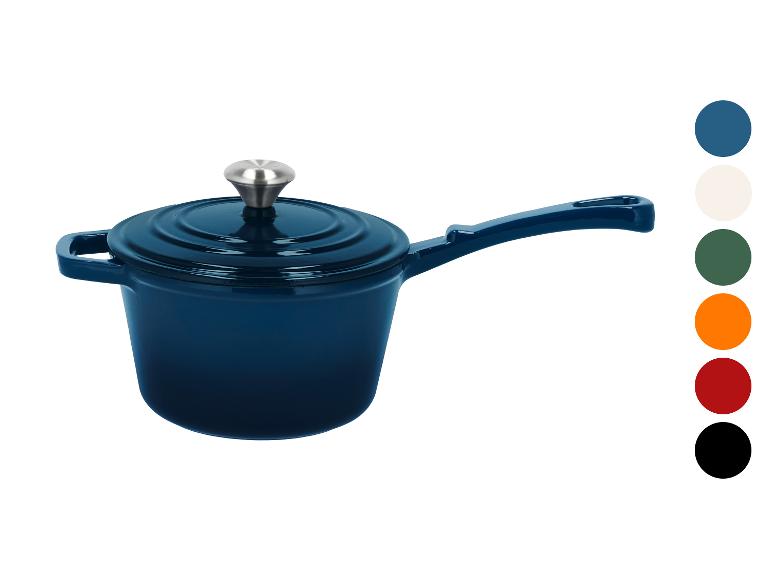 Blauer emaillierter Topf mit Deckel und Griff, mit Farbmustern.