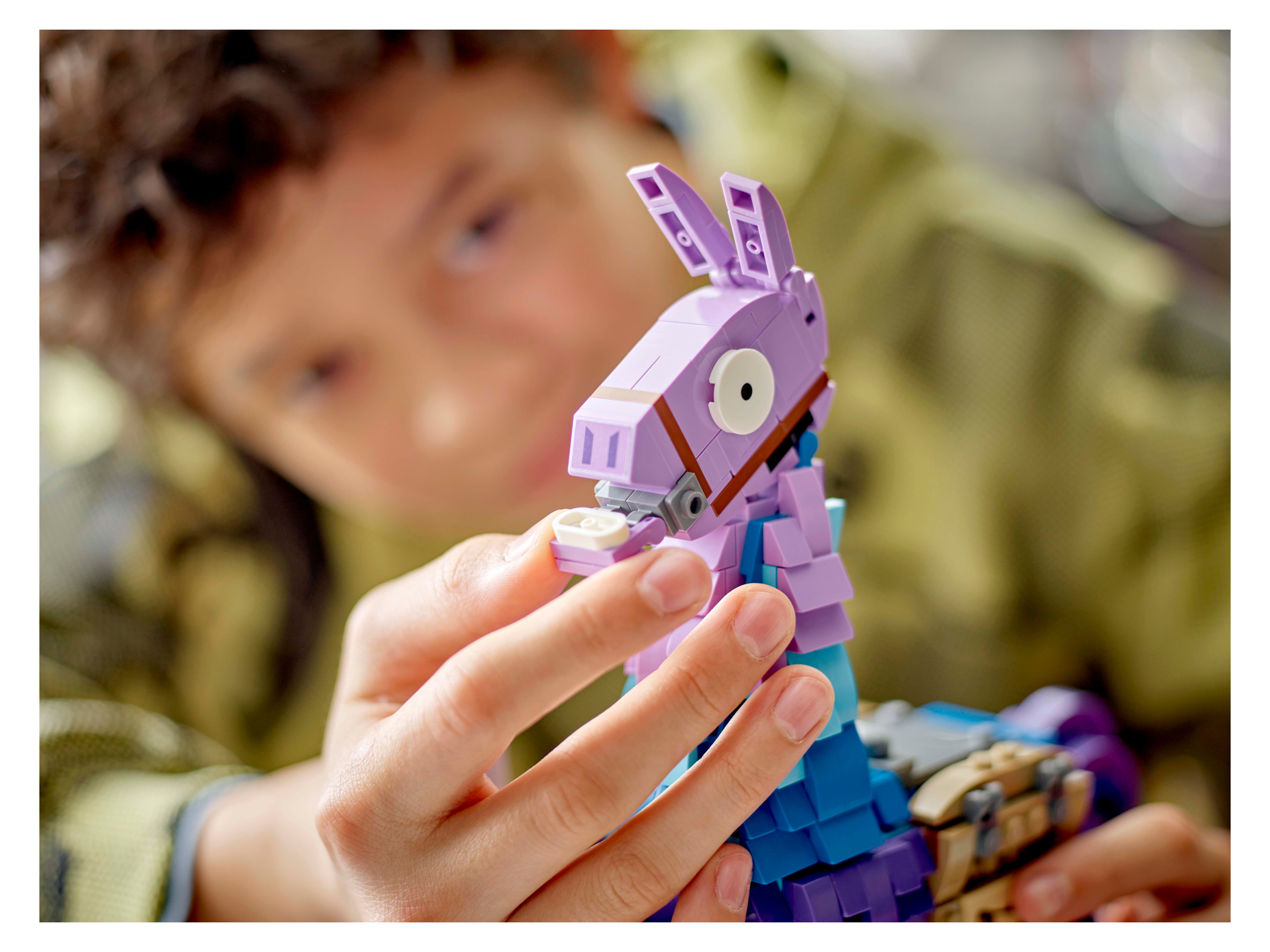 Lego Fortnite Lama de Ravitaillement 77071 5