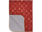 Rotes Weihnachtspapier mit goldenen Motiven von Engeln, Sternen und Glocken.